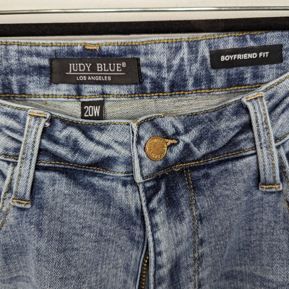 Judy Blue Boyfriend Distressed size 20W - Picture 2 of 9